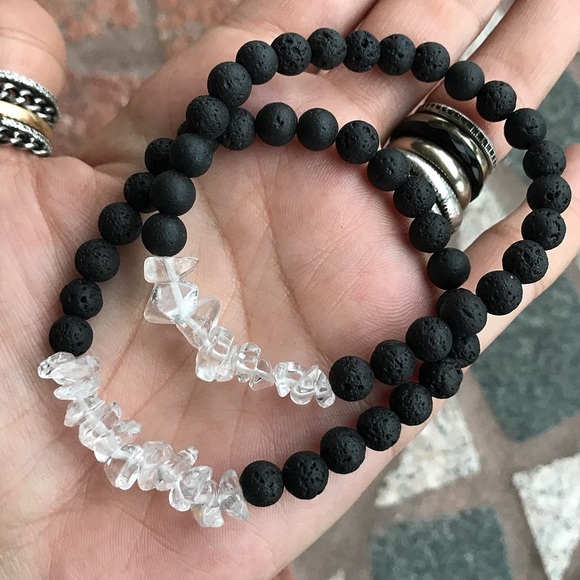 π΄crystal bead bracelet (1) Genuine crystal quartz gemstone chips black lava - Picture 7 of 8